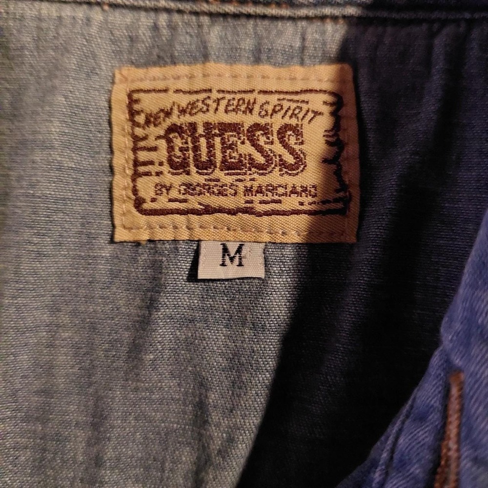Vintage Guess western style 100 cotton denim button up with plaid fabric buttons - Picture 4 of 8